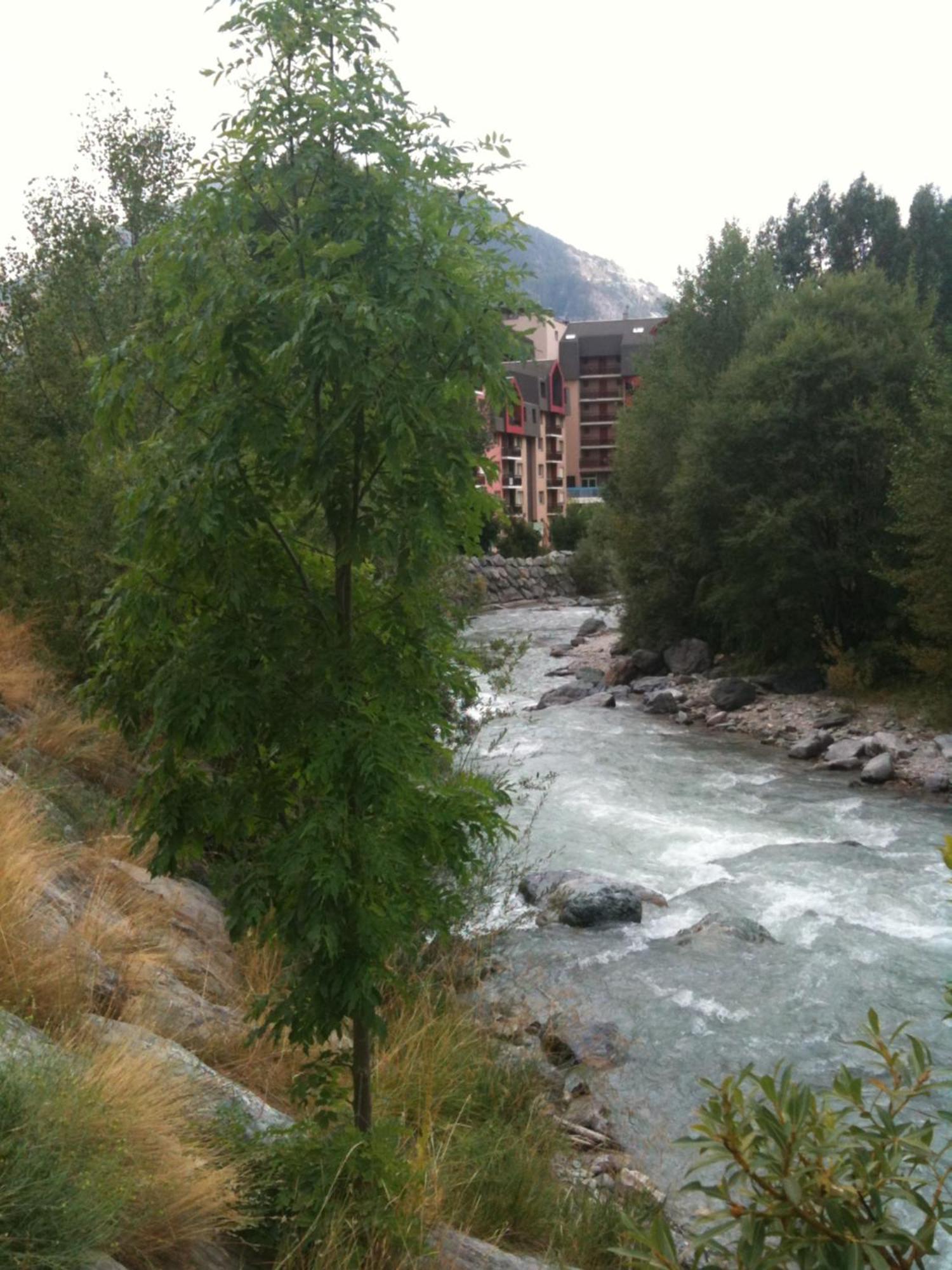 Pied De Piste, ! * Briancon (Hautes-Alpes)